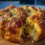 crispy cheesy garlic herb pull-apart bread - featured image