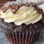 black velvet halloween cupcakes - featured image