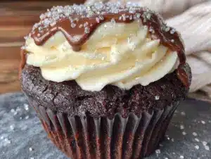 black velvet halloween cupcakes - featured image